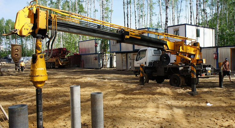 Спецтехника для разработки месторождений