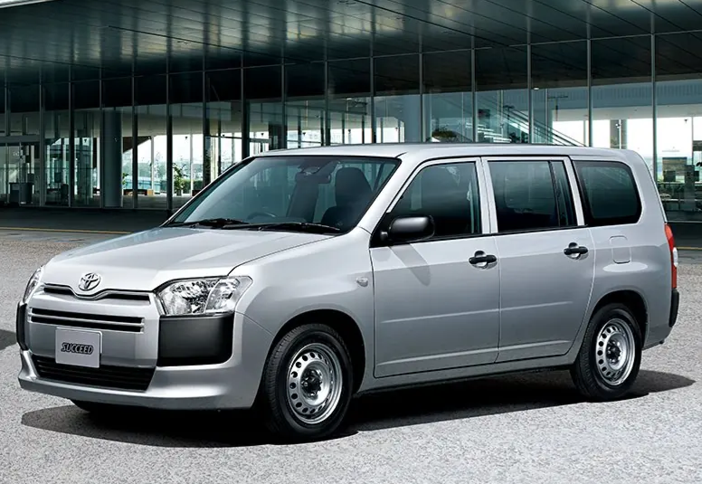 универсал из японии тойота пробокс