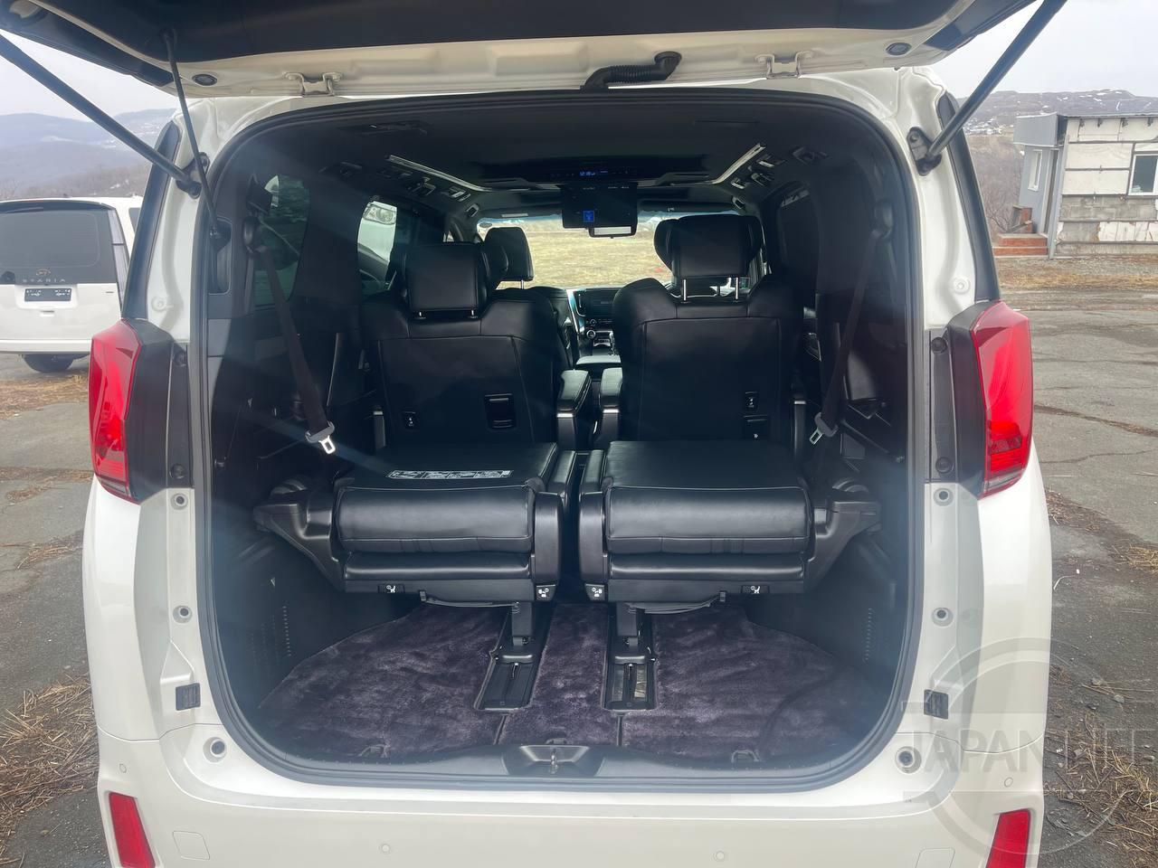 Фото Toyota Alphard - Japan Life 