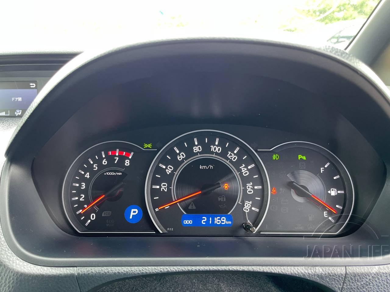 Фото Toyota Noah - Japan Life 