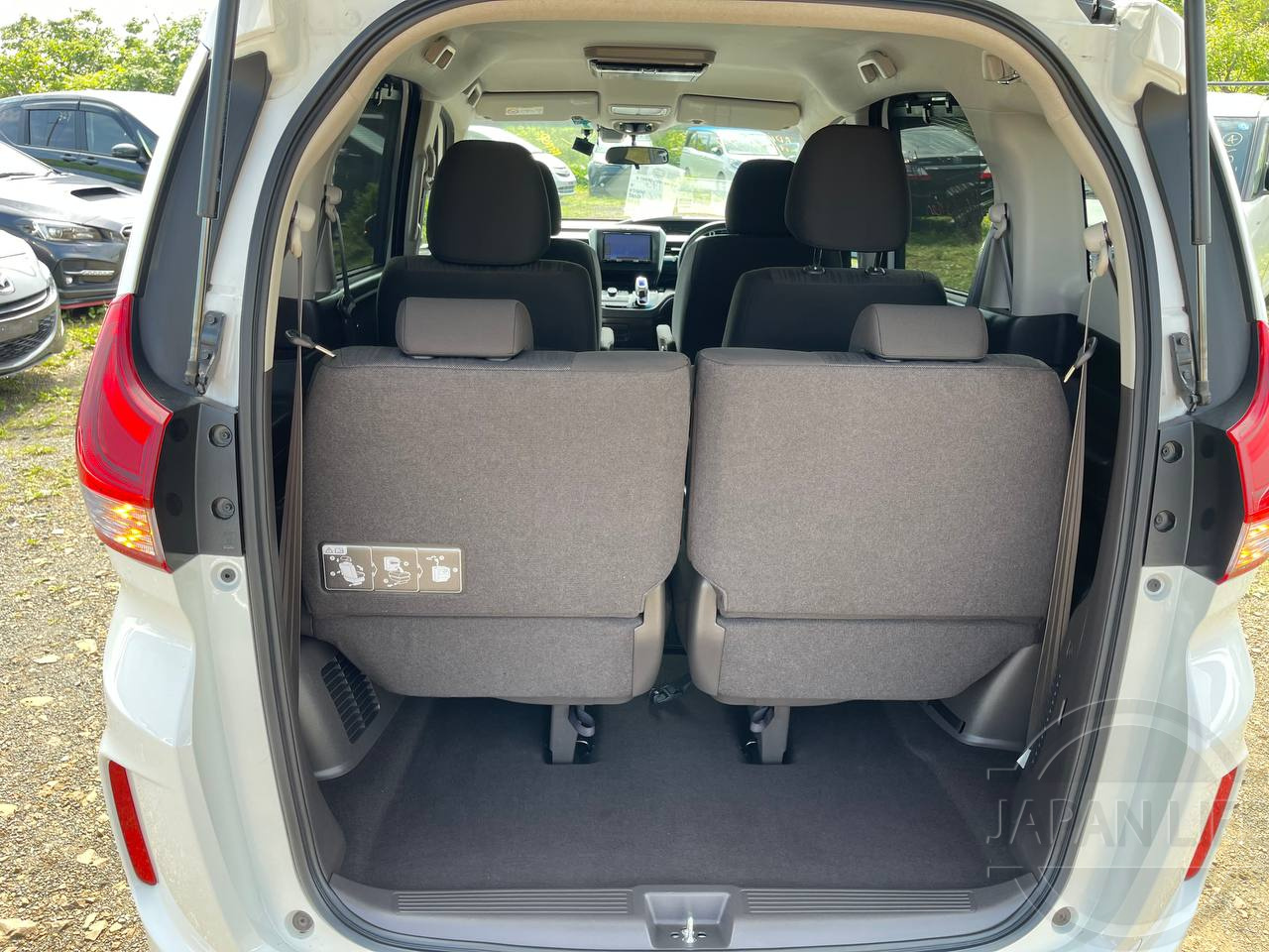 Фото Honda Freed - Japan Life 