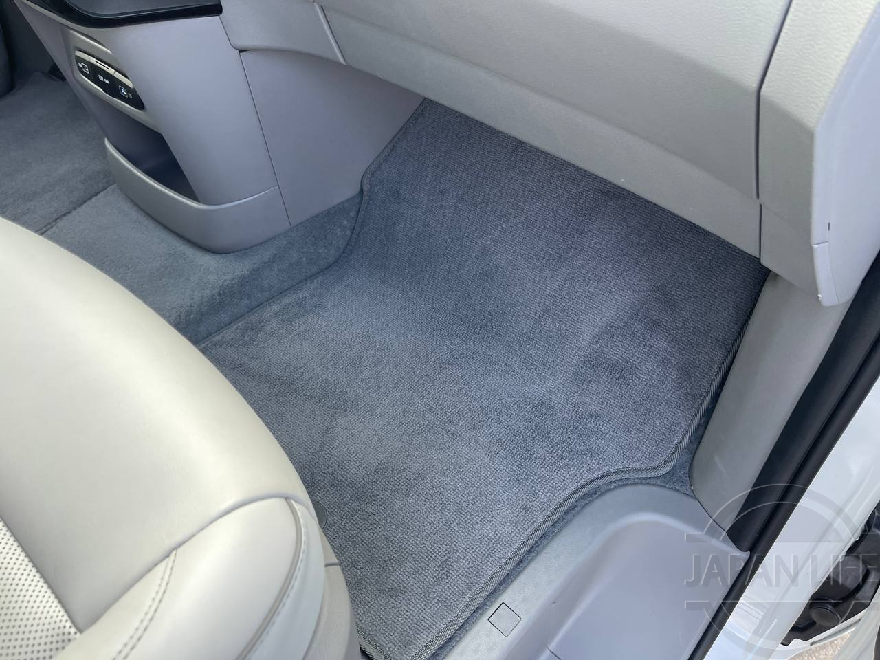 Фото Hyundai Staria - Japan Life 