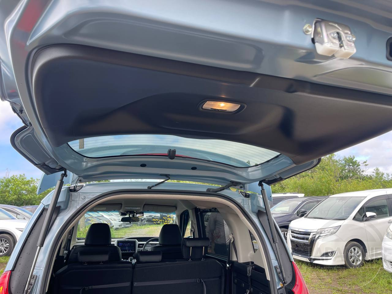 Фото Honda Freed+ - Japan Life 