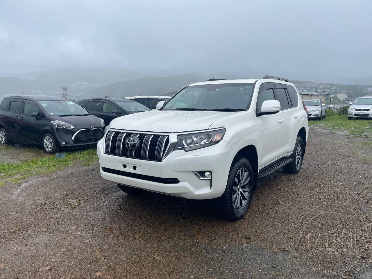 Фото Toyota Land Cruiser Prado - Japan Life 