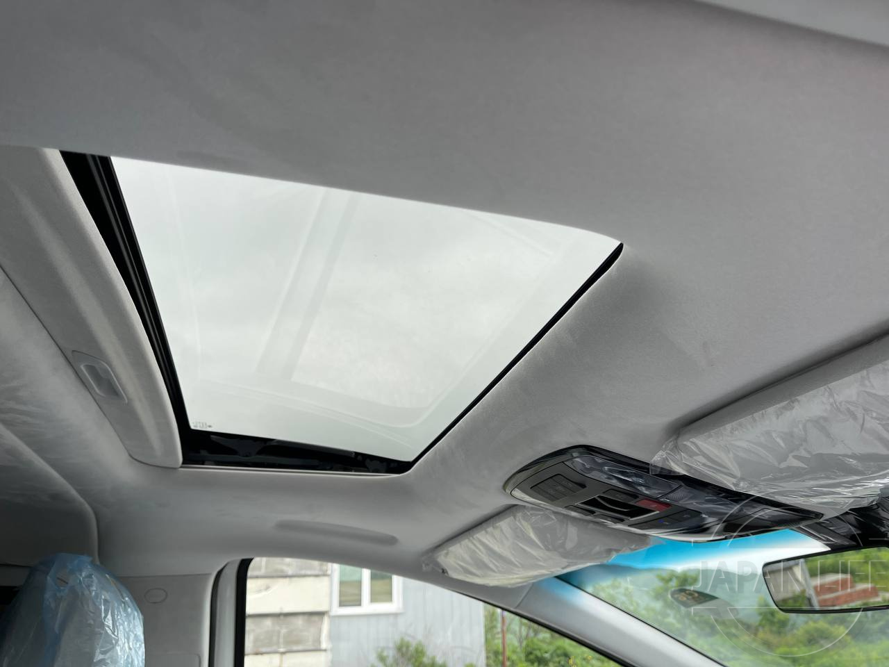 Фото Hyundai Staria - Japan Life 