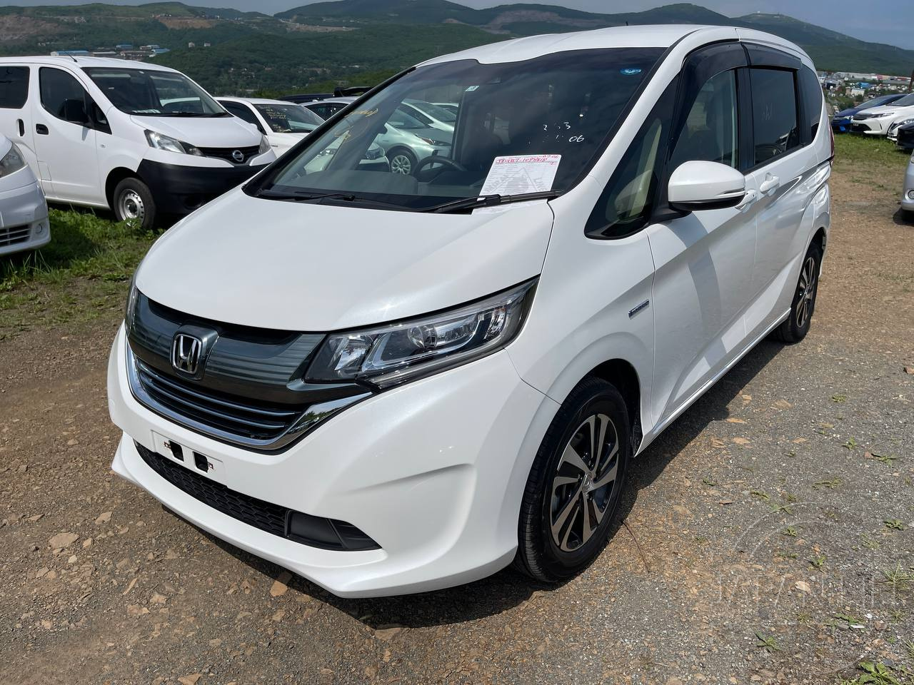 Фото Honda Freed - Japan Life 
