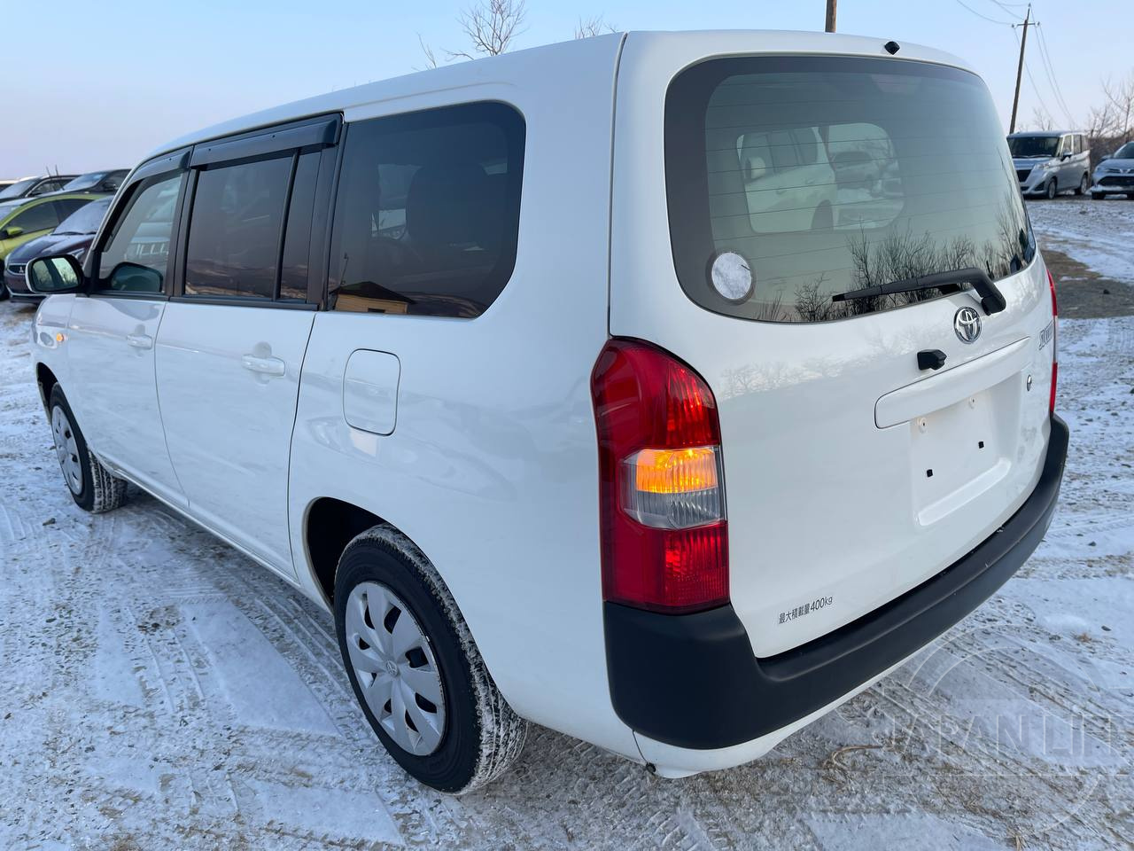 Фото Toyota Succeed - Japan Life 