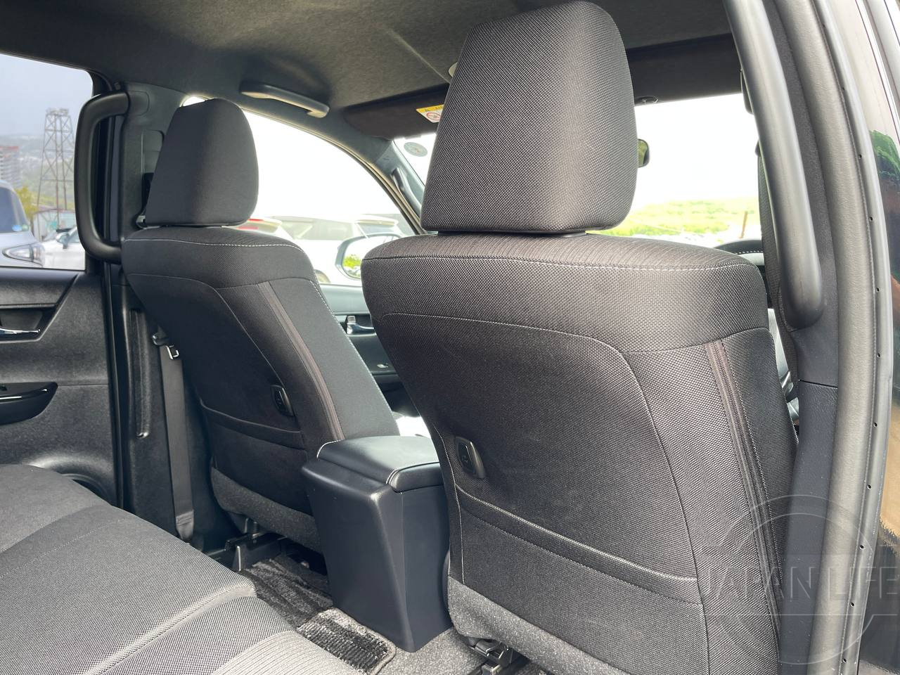 Фото Toyota Hilux - Japan Life 