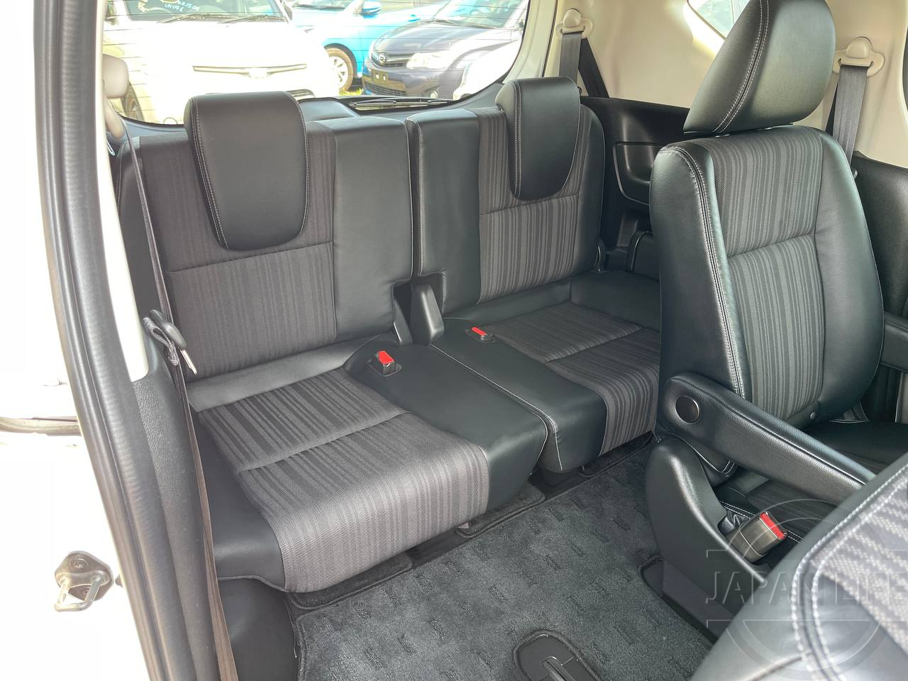 Фото Honda Freed - Japan Life 