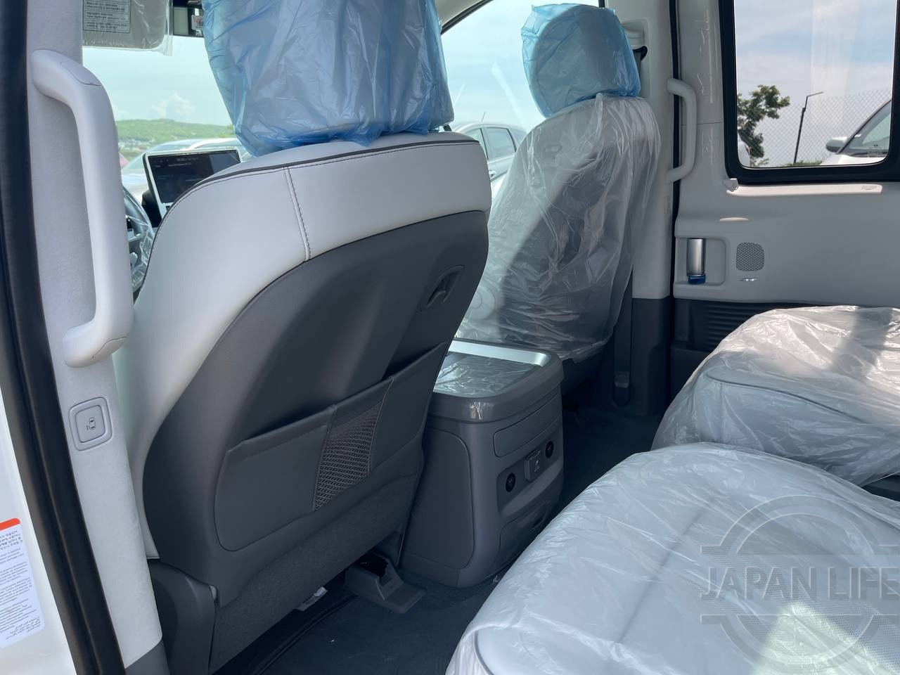 Фото Hyundai Staria - Japan Life 