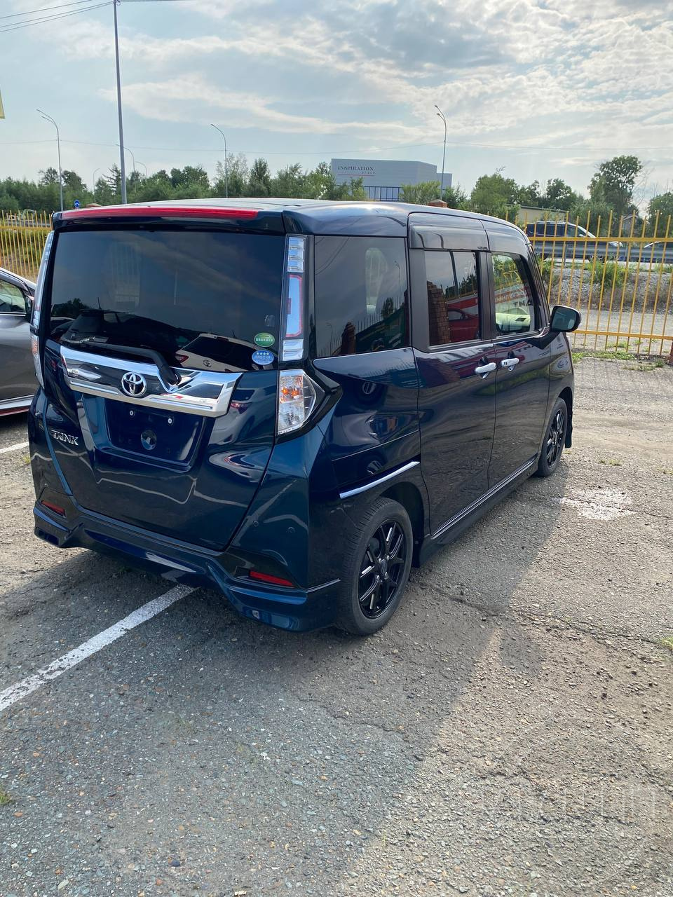 Фото Toyota Tank - Japan Life 