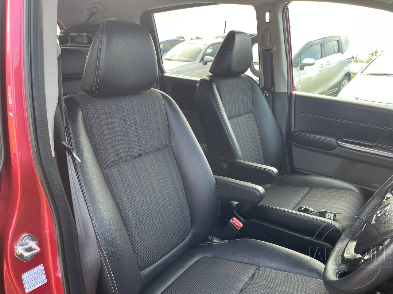 Фото Honda Freed - Japan Life 