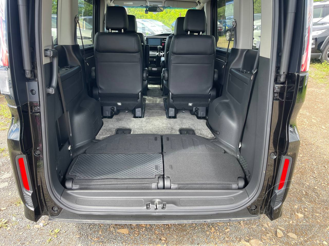 Фото Honda Stepwgn - Japan Life 