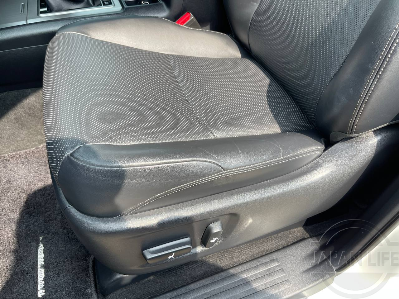 Фото Toyota Land Cruiser Prado - Japan Life 