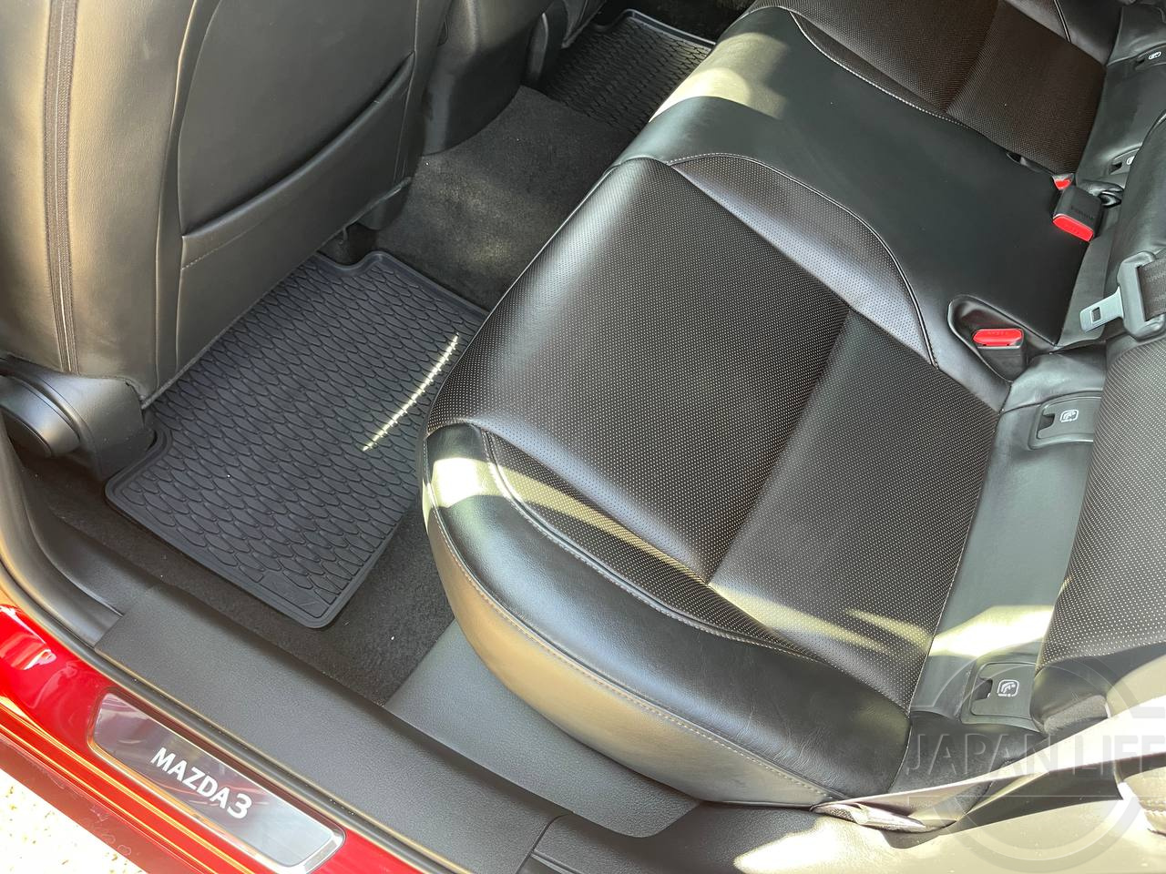 Фото Mazda Mazda3 - Japan Life 