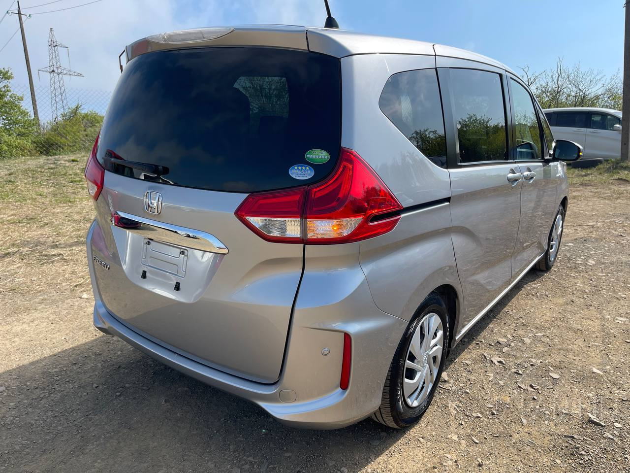 Фото Honda Freed - Japan Life 