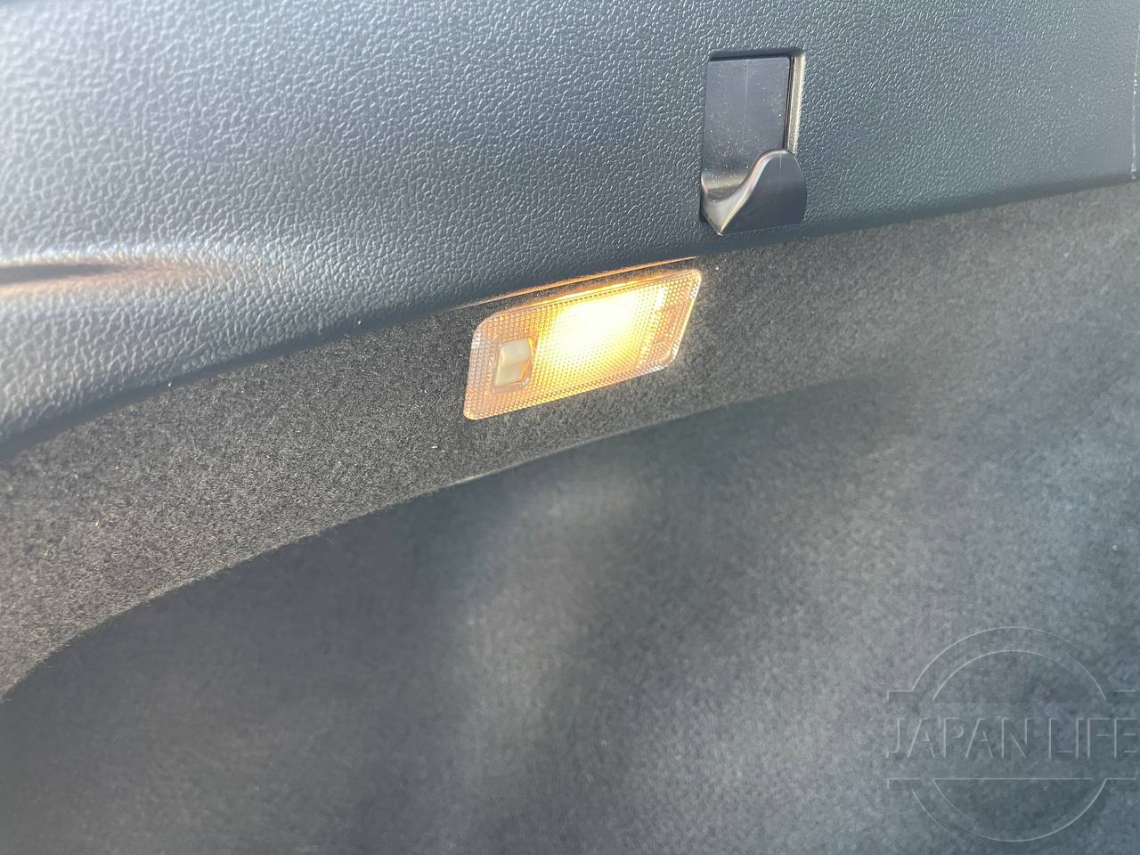 Фото Toyota Prius - Japan Life 