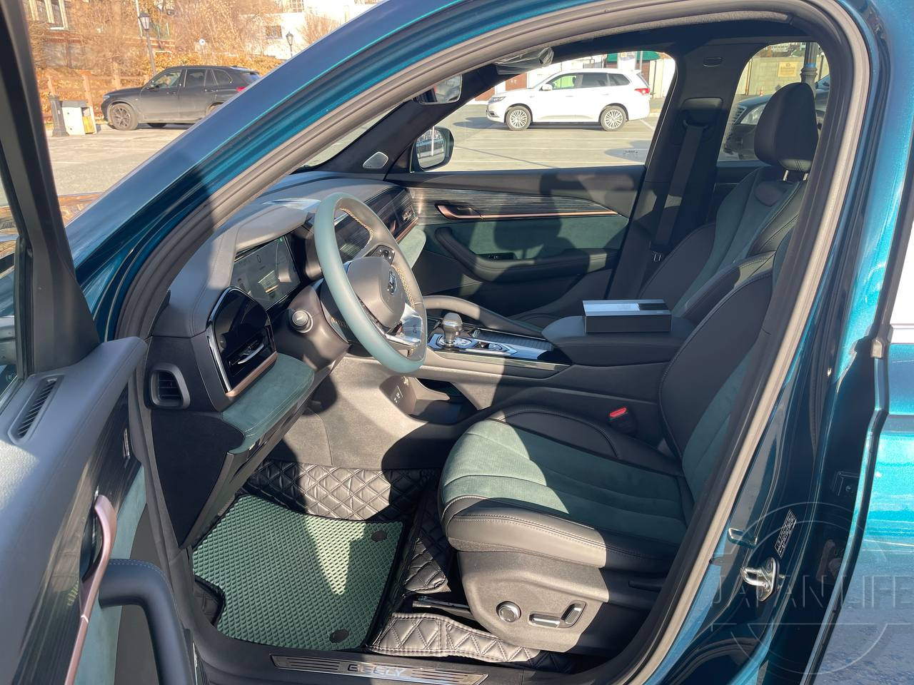 Фото Geely Monjaro - Japan Life 