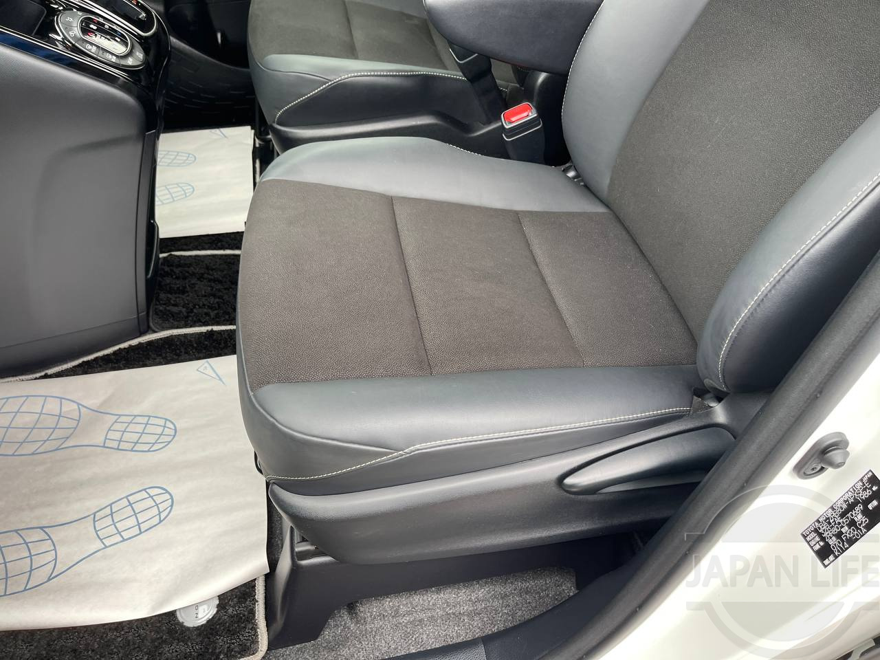 Фото Toyota Noah - Japan Life 