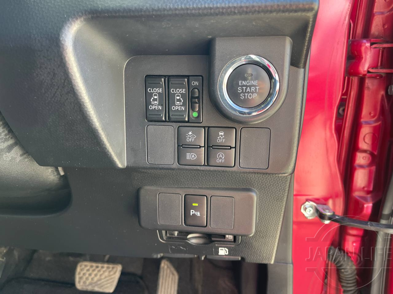 Фото Toyota Roomy - Japan Life 