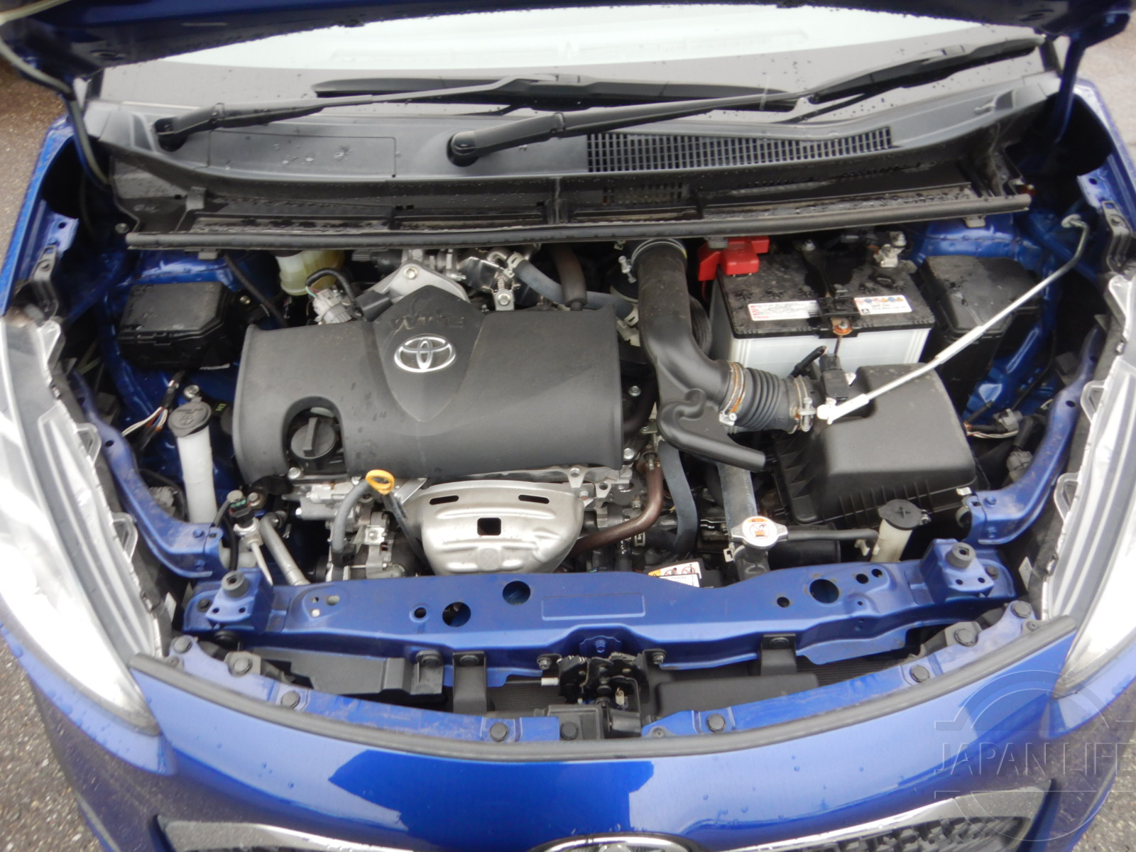 Фото Toyota Sienta - Japan Life 