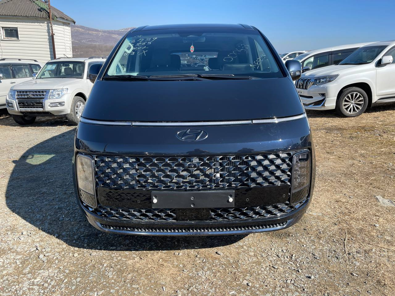 Фото Hyundai Staria - Japan Life 