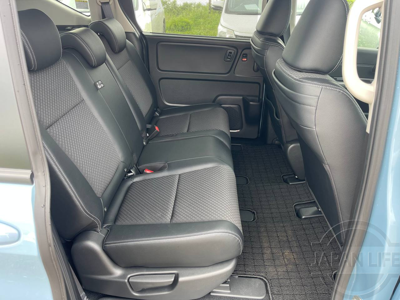 Фото Honda Freed+ - Japan Life 