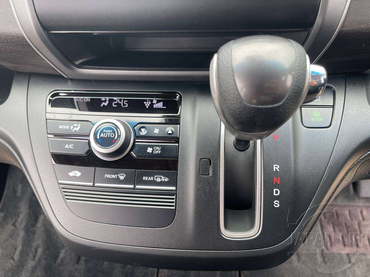 Фото Honda Freed - Japan Life 