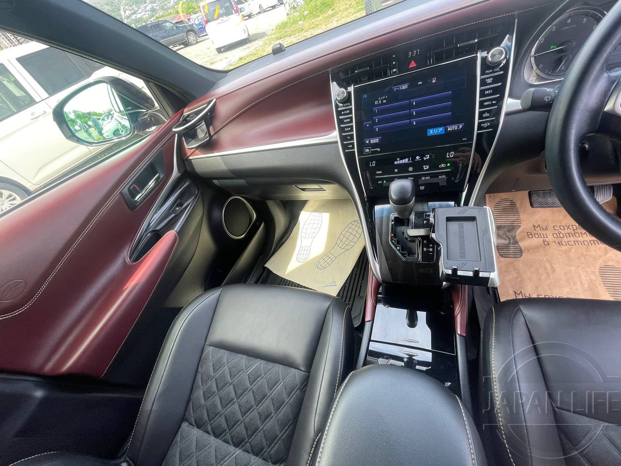 Фото Toyota Harrier - Japan Life 