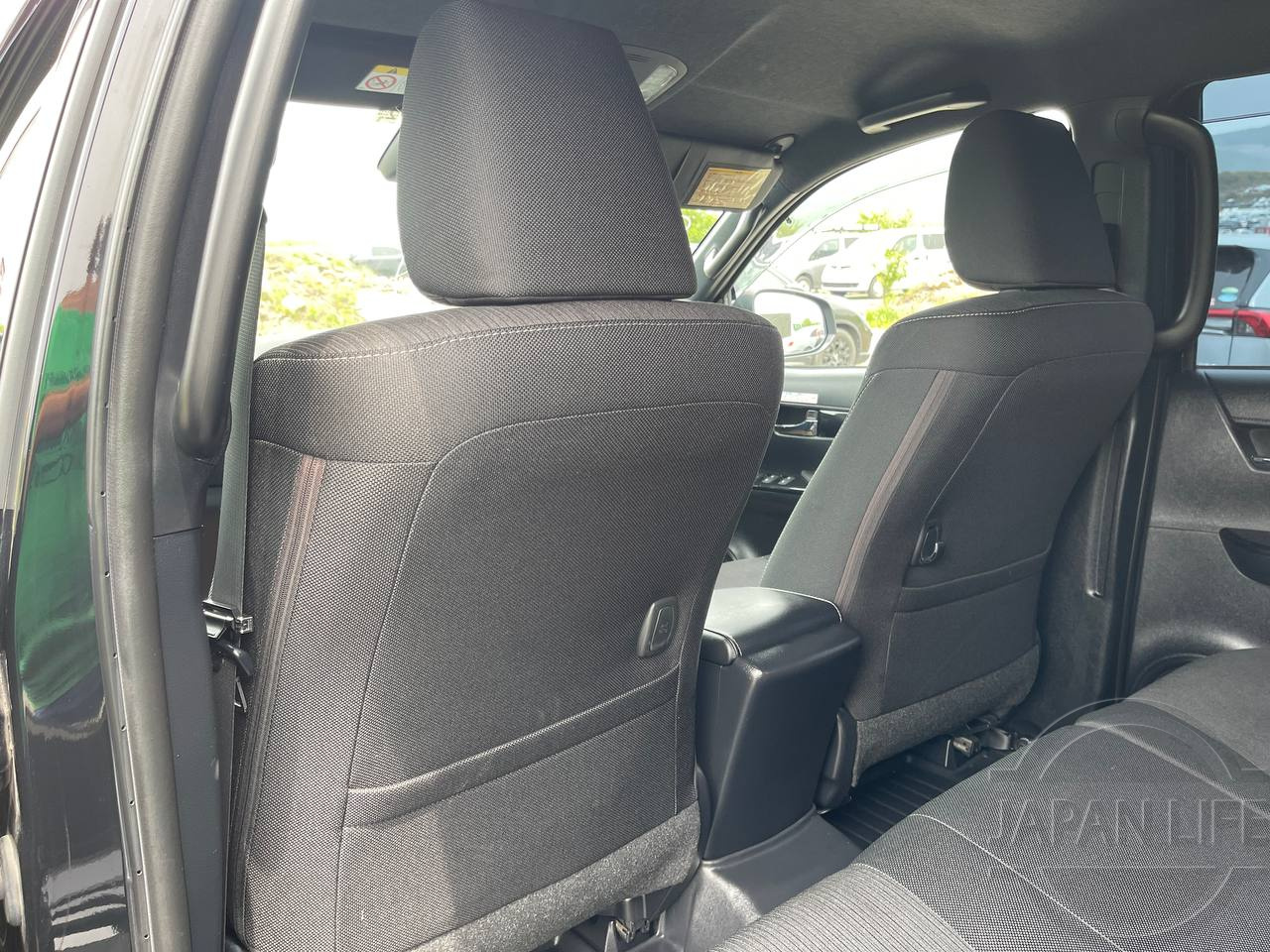 Фото Toyota Hilux - Japan Life 