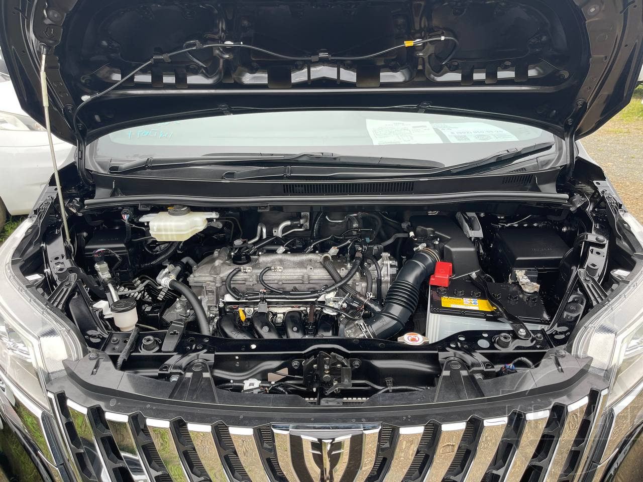 Фото Toyota Esquire - Japan Life 