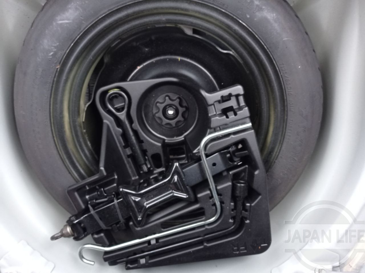 Фото Toyota Prius - Japan Life 