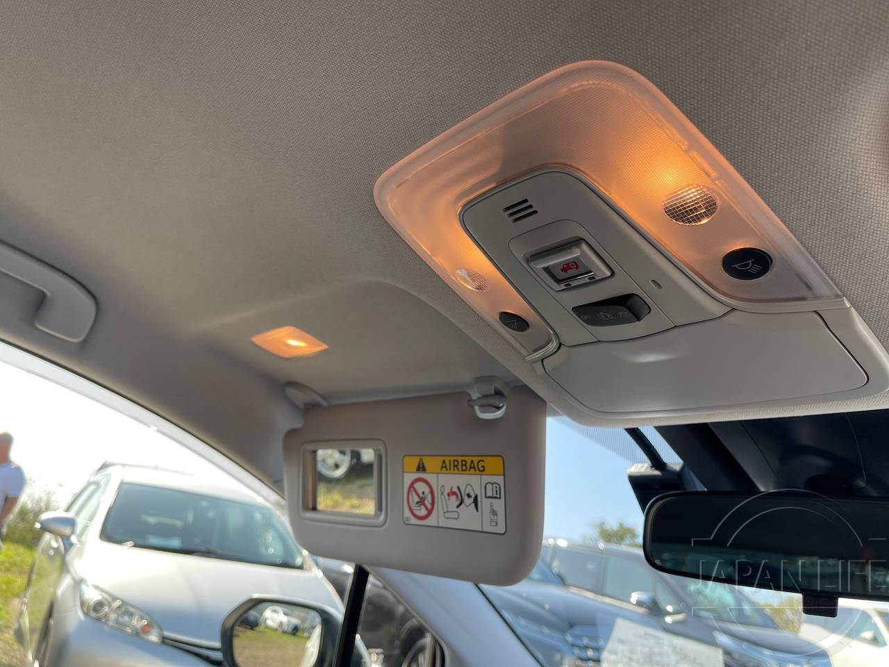 Фото Toyota Prius - Japan Life 