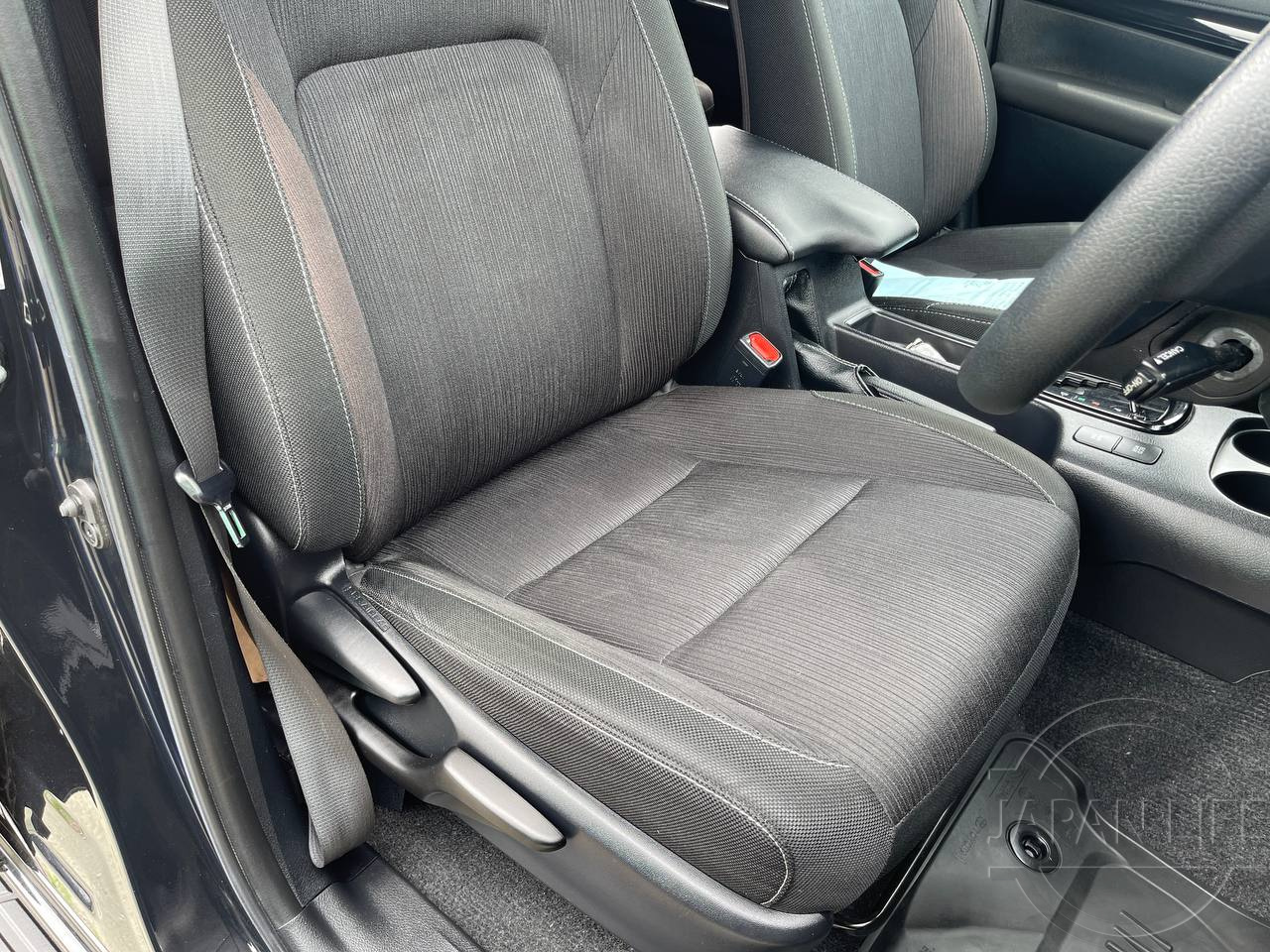 Фото Toyota Hilux - Japan Life 