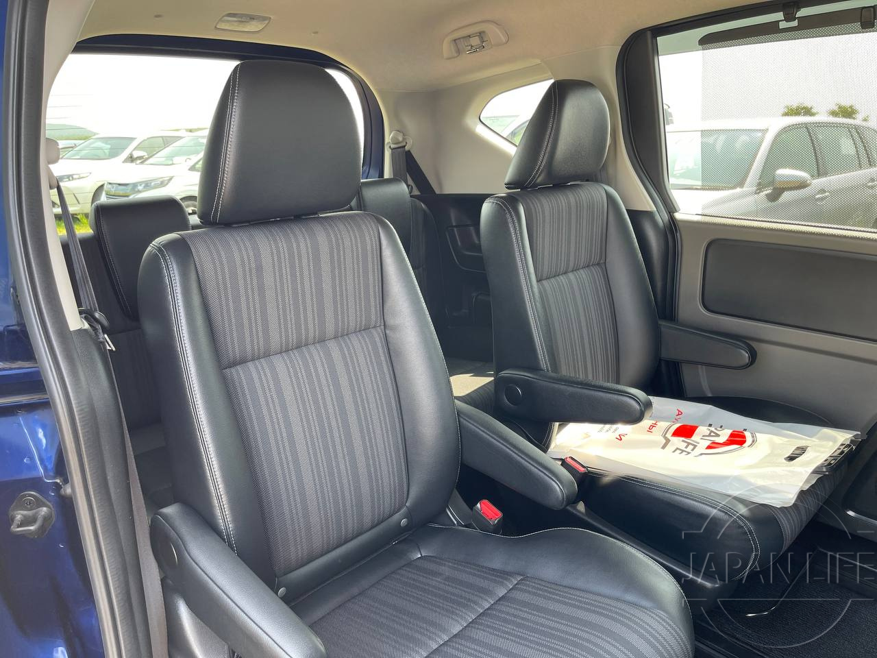 Фото Honda Freed - Japan Life 