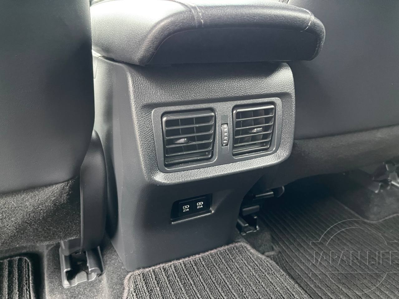 Фото Toyota Harrier - Japan Life 