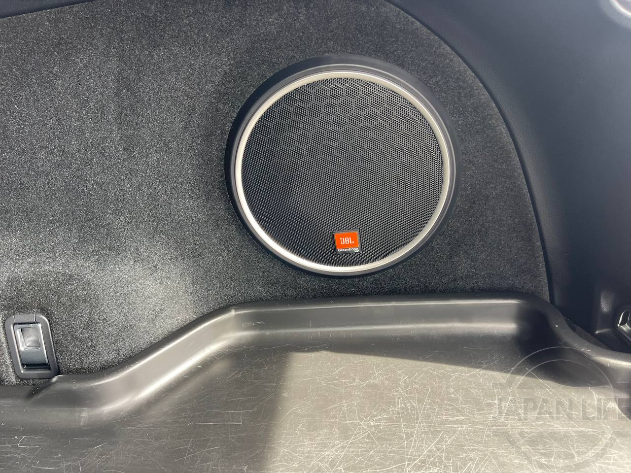 Фото Toyota Harrier - Japan Life 