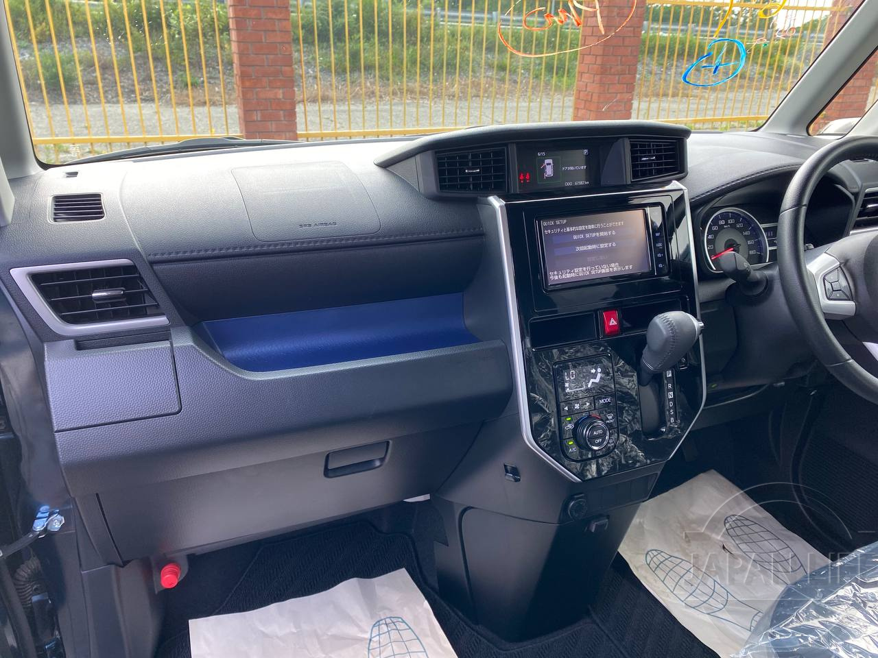 Фото Toyota Tank - Japan Life 