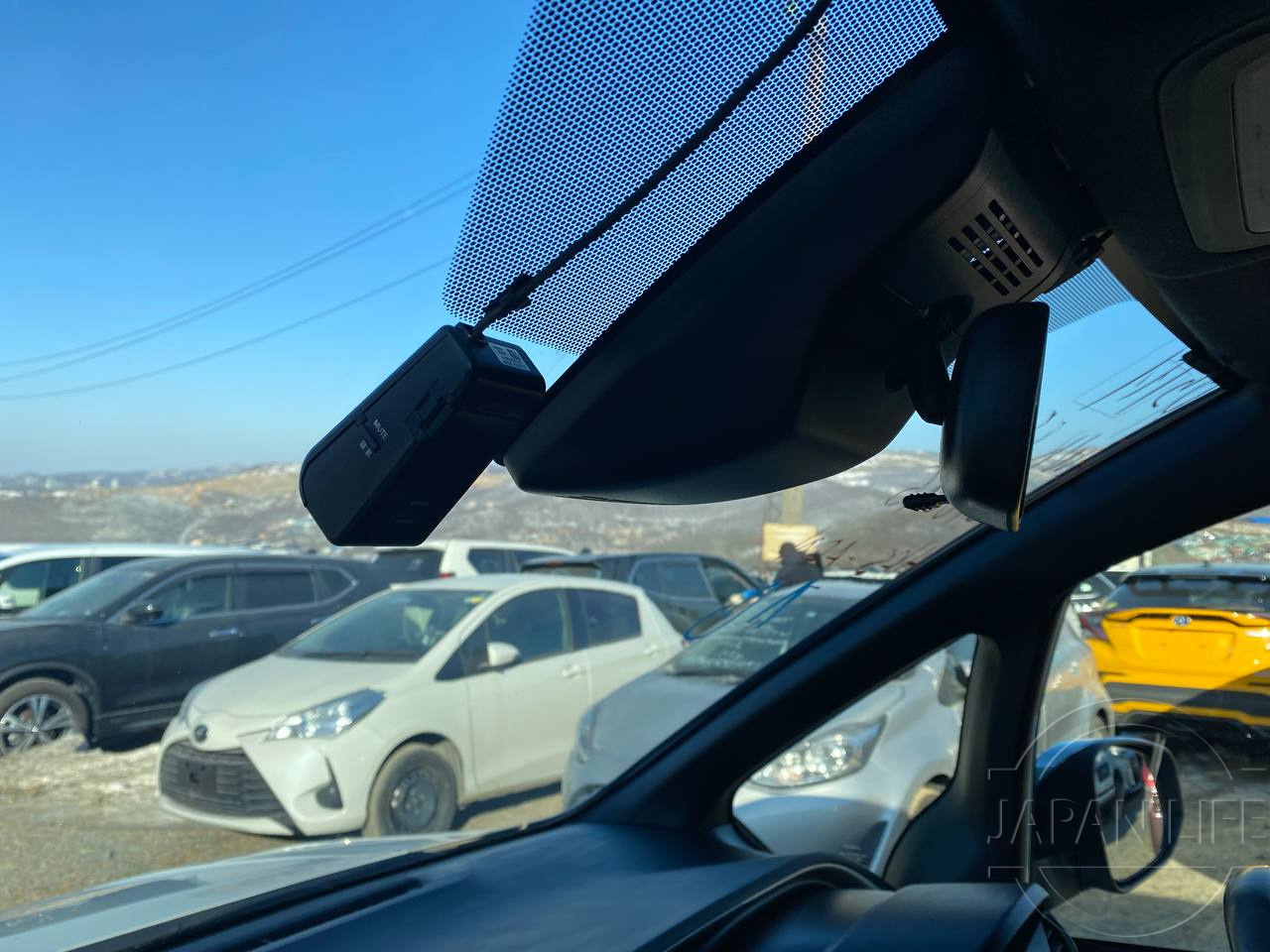 Фото Toyota Voxy - Japan Life 