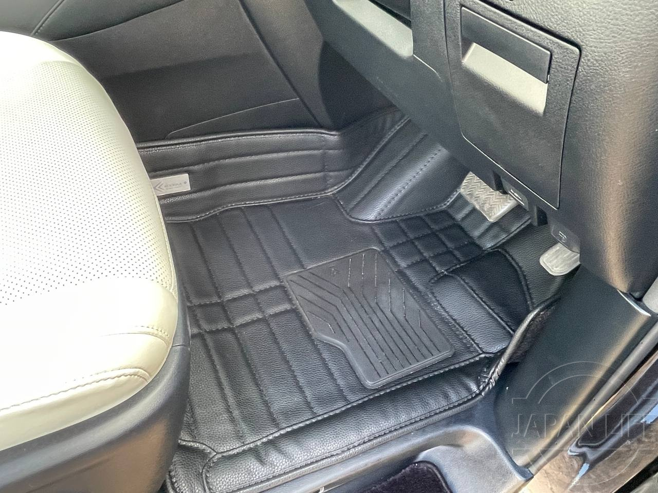 Фото Toyota Alphard - Japan Life 