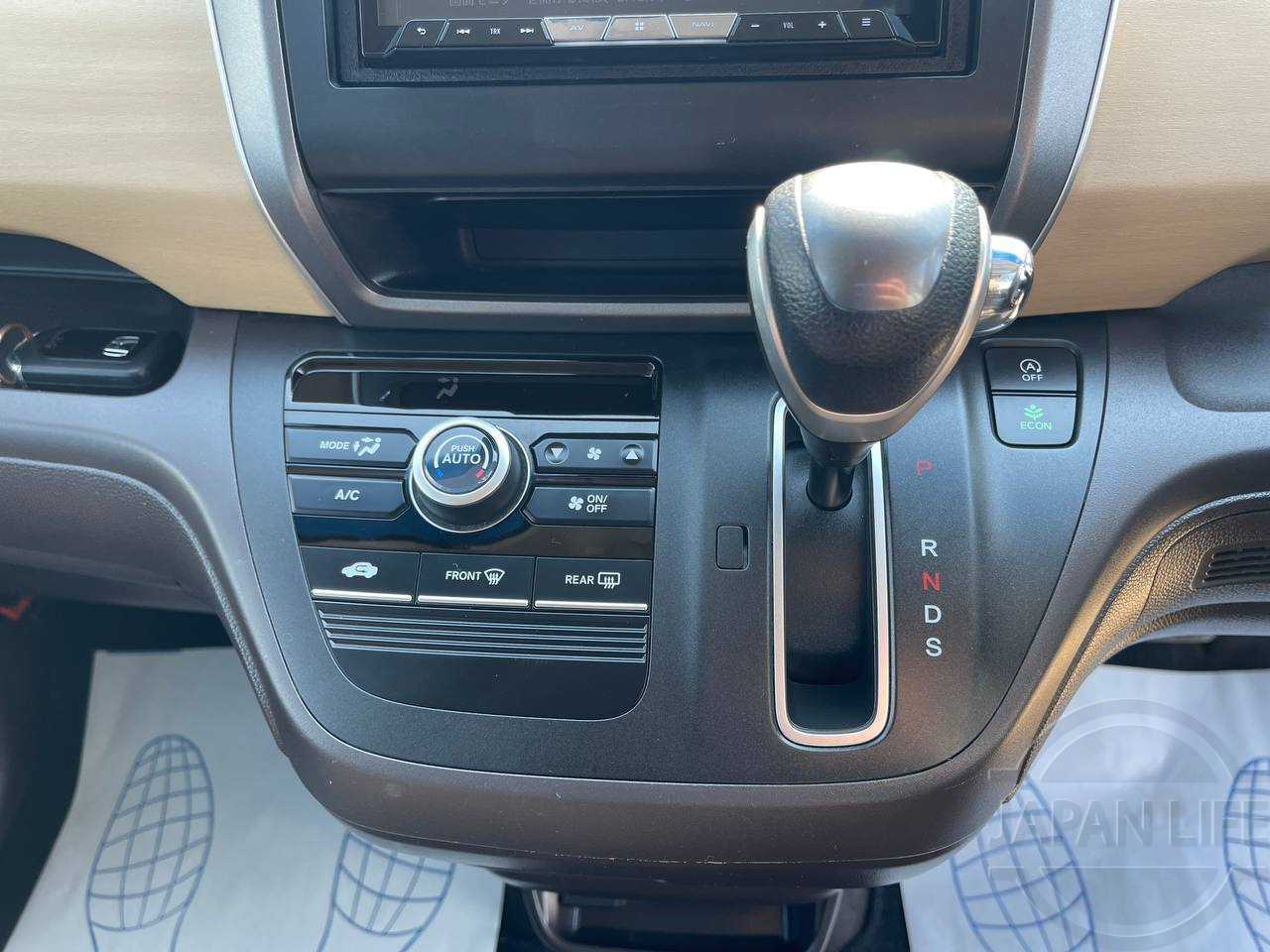 Фото Honda Freed - Japan Life 