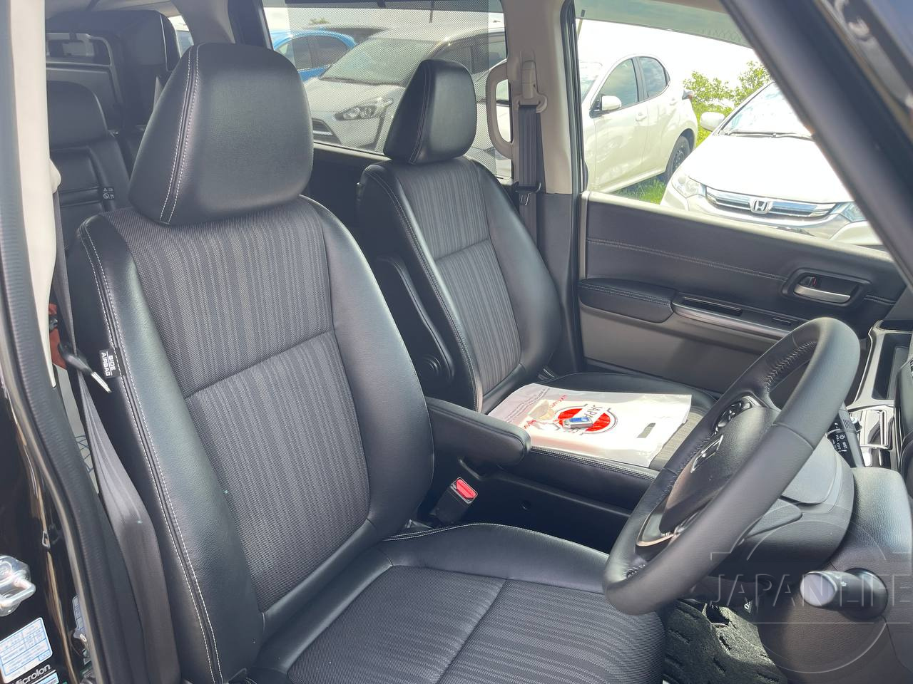 Фото Honda Freed - Japan Life 