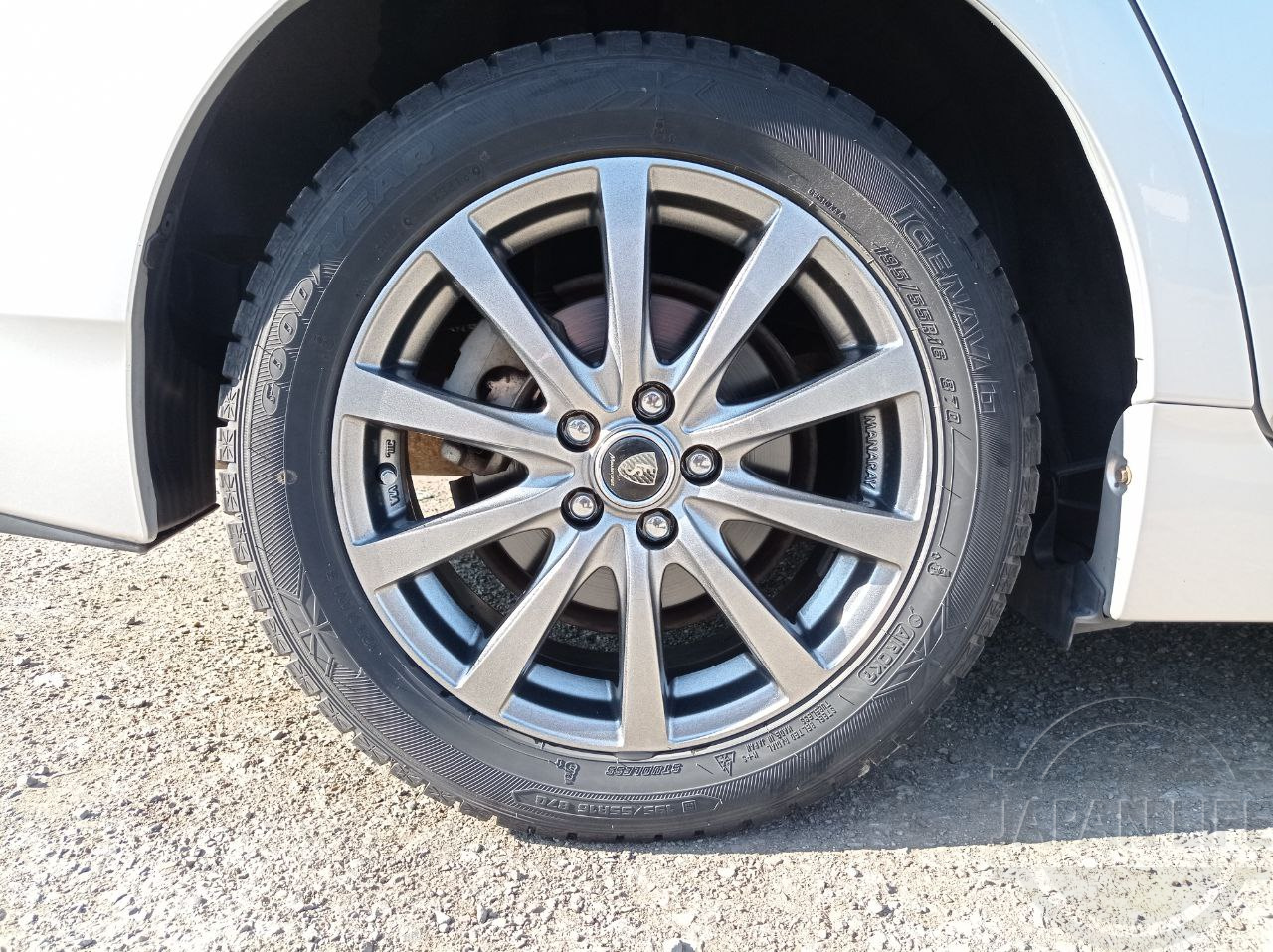 Фото Toyota Prius - Japan Life 