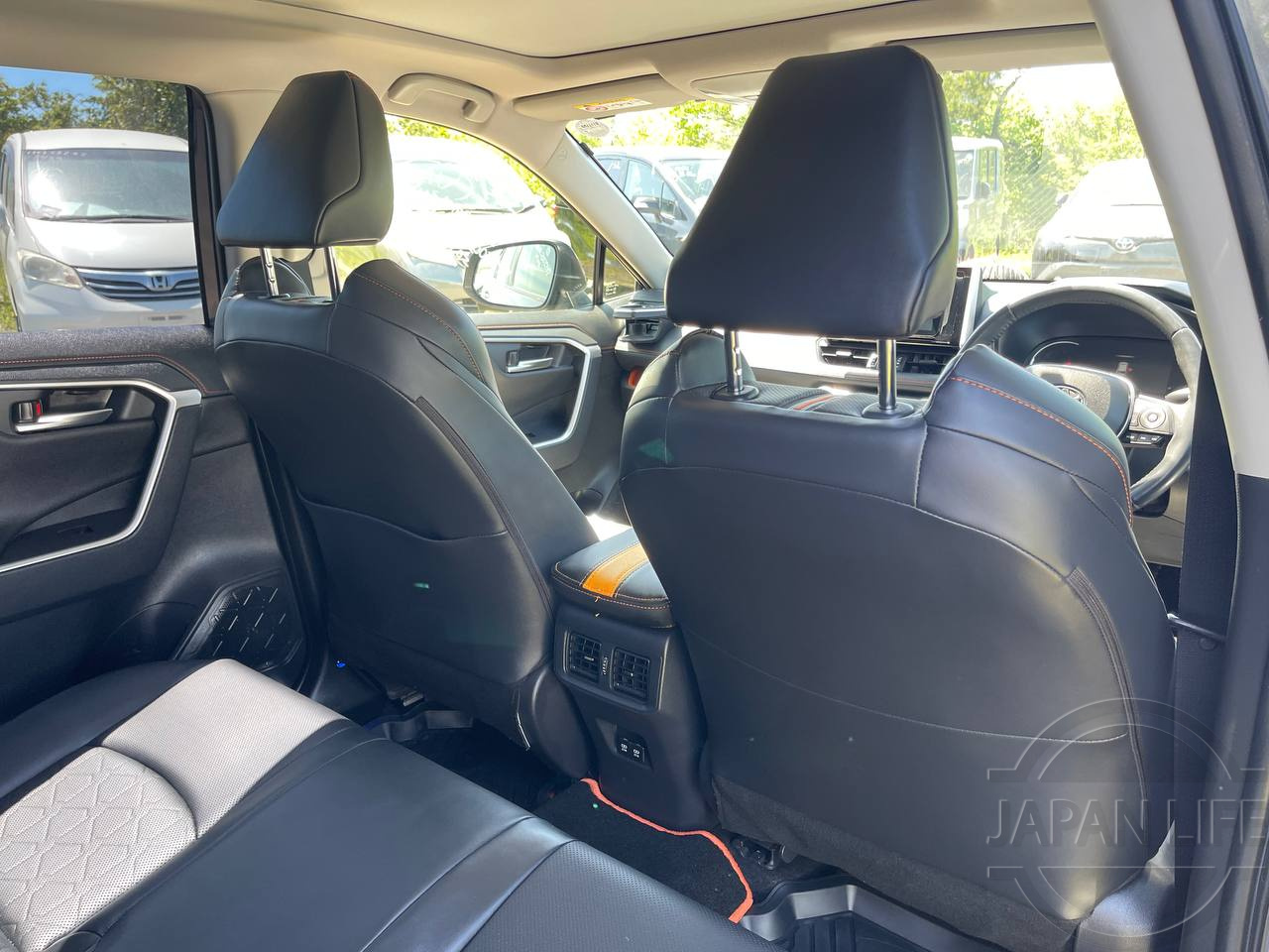 Фото Toyota RAV4 - Japan Life 