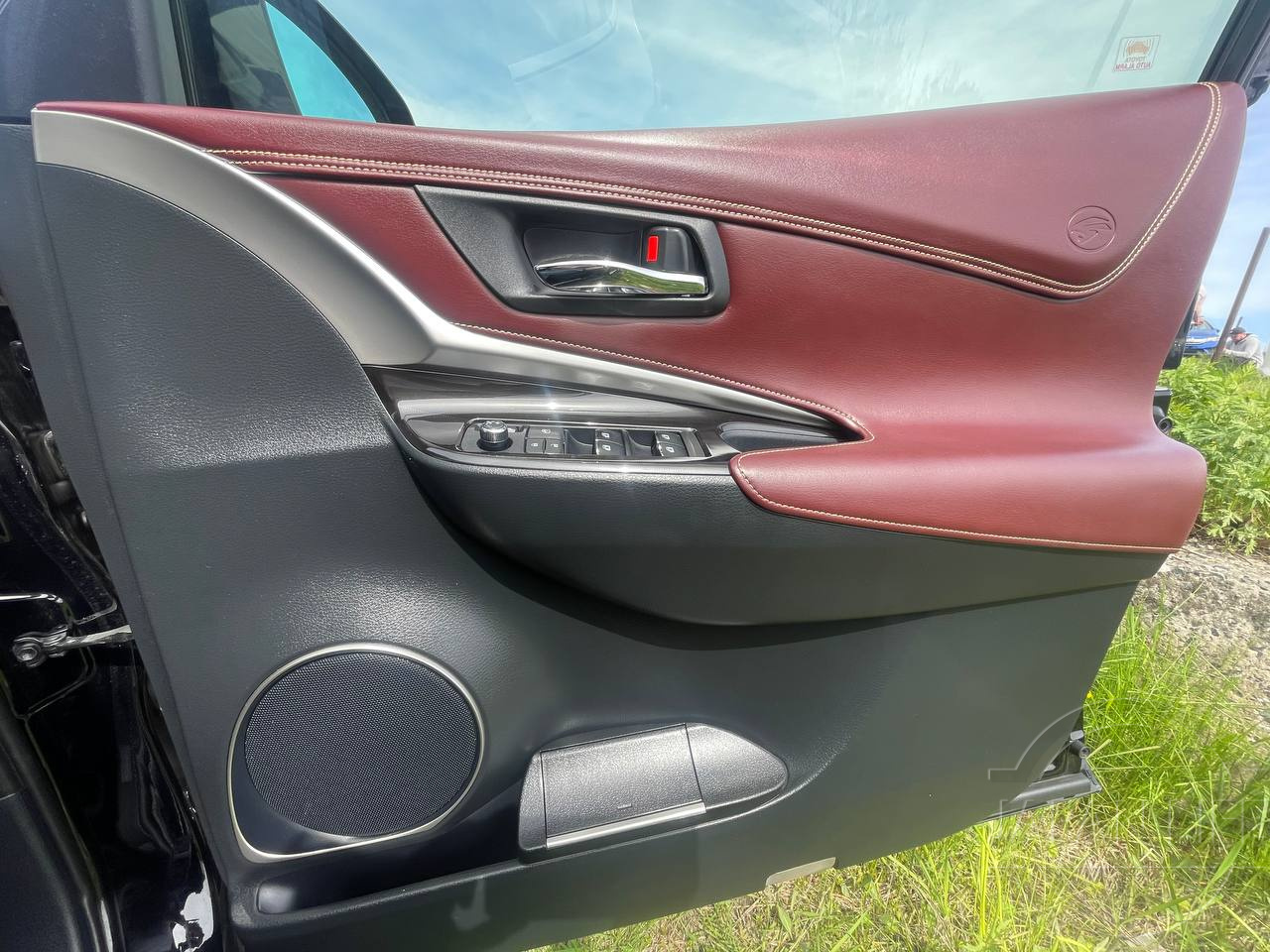 Фото Toyota Harrier - Japan Life 