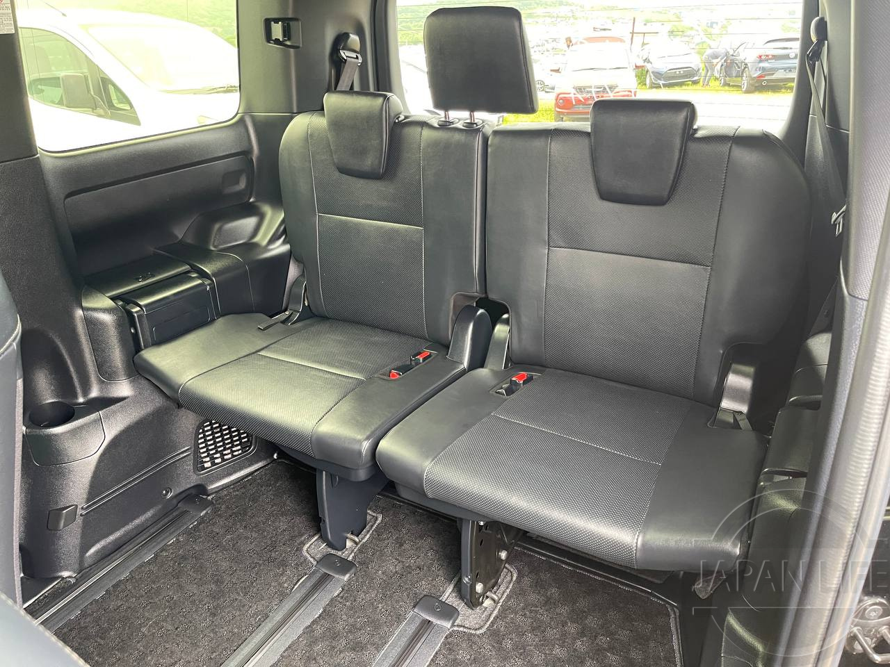 Фото Toyota Esquire - Japan Life 