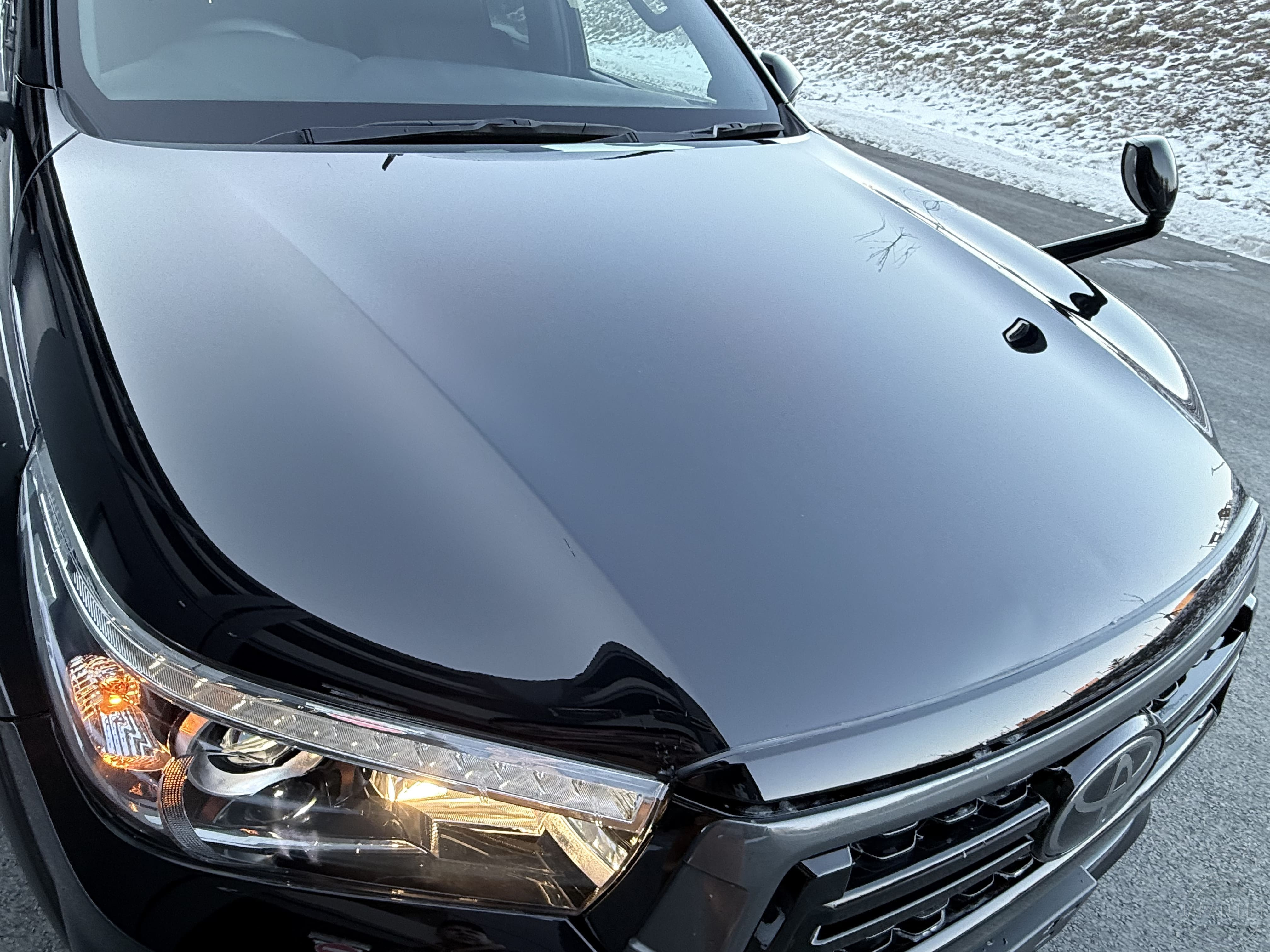 Фото Toyota Hilux - Japan Life 