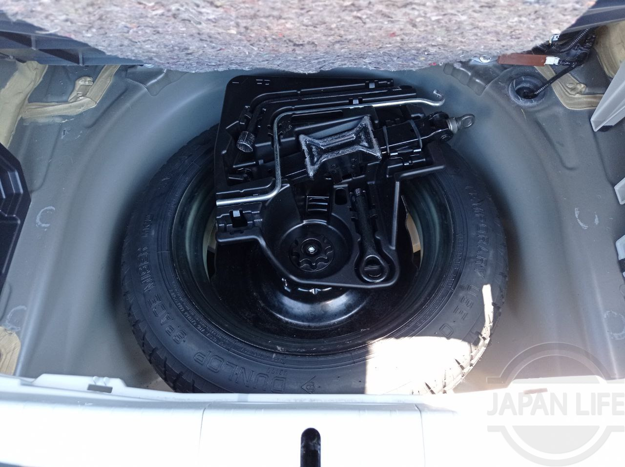 Фото Toyota Prius - Japan Life 