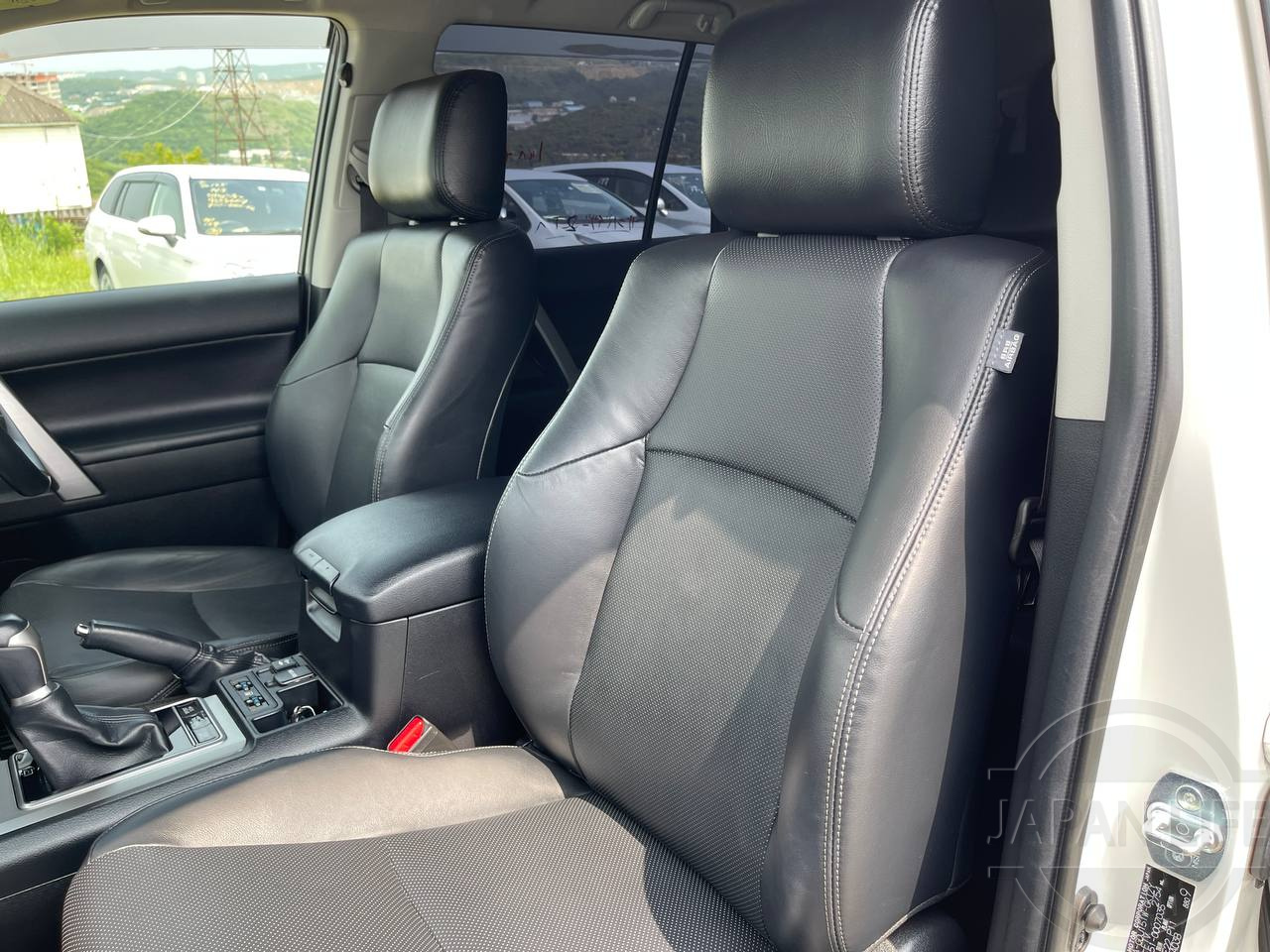 Фото Toyota Land Cruiser Prado - Japan Life 