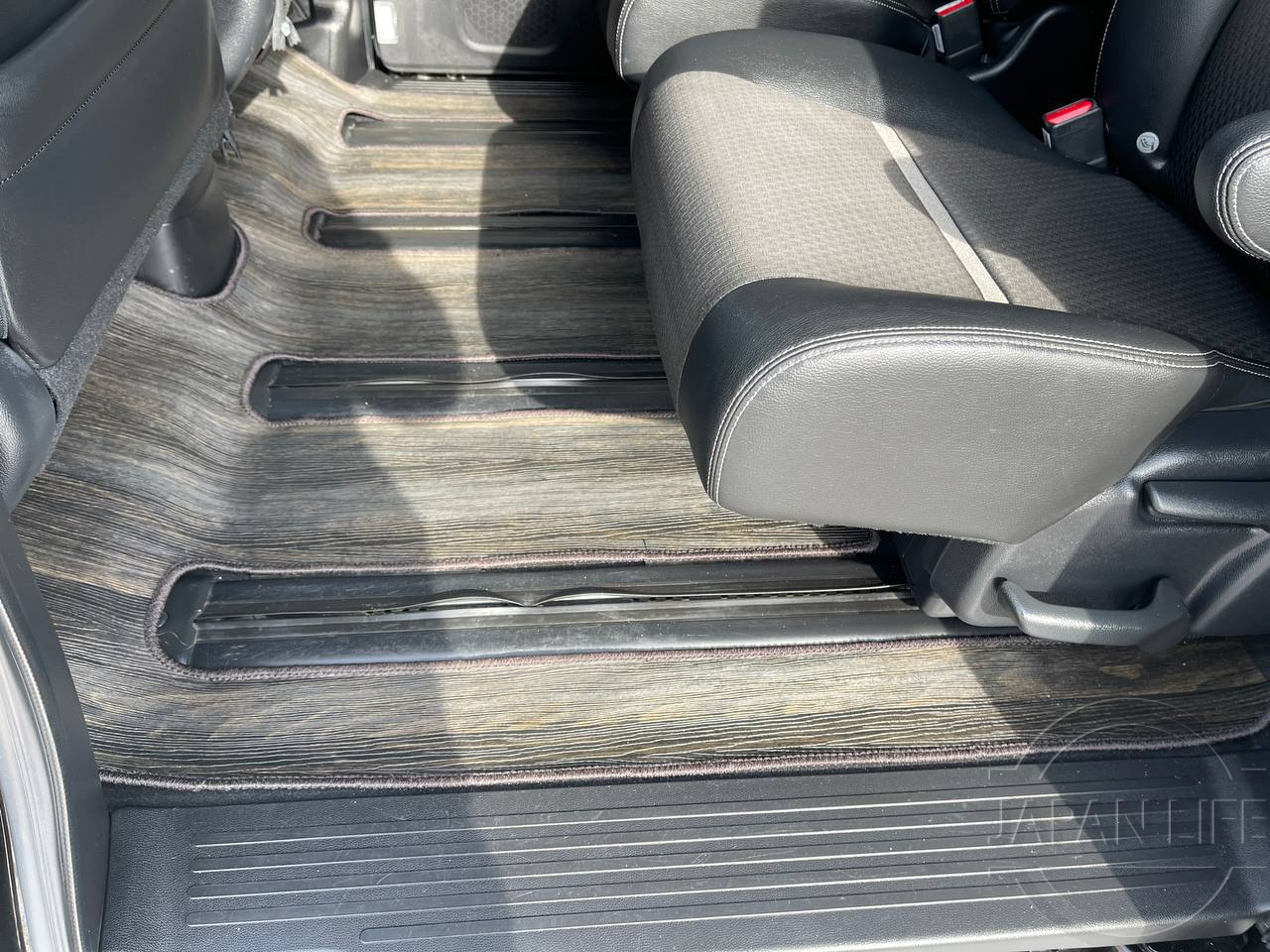 Фото Honda Stepwgn - Japan Life 